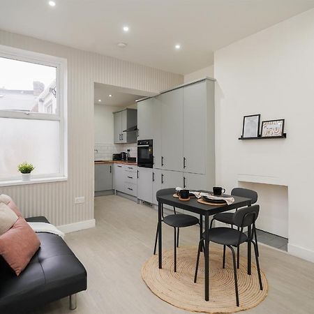Charlotte House, Entire Private House, Close To City Centre, Wifi Sheffield Exterior photo